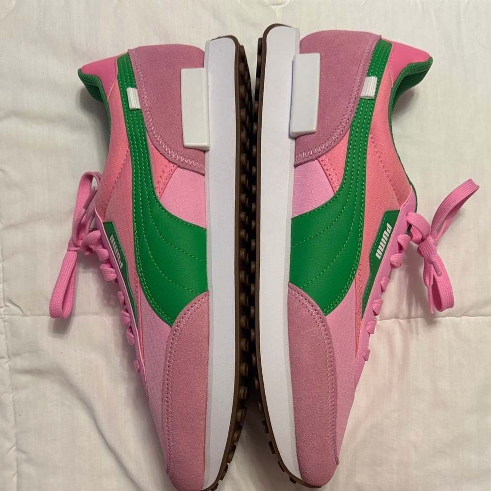 Puma Men's Pink and Green Athletic Shoes